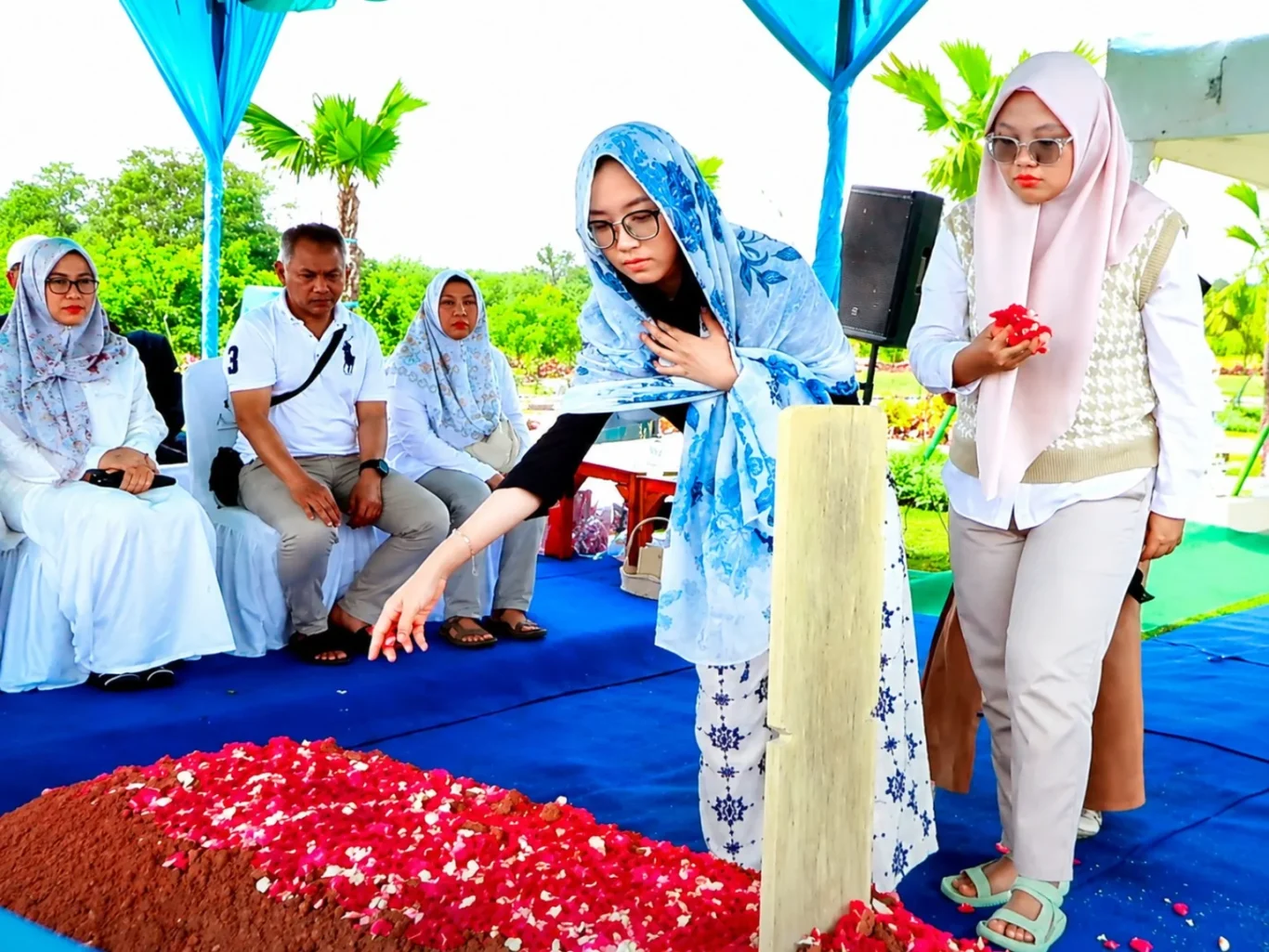 Suasana pemakaman