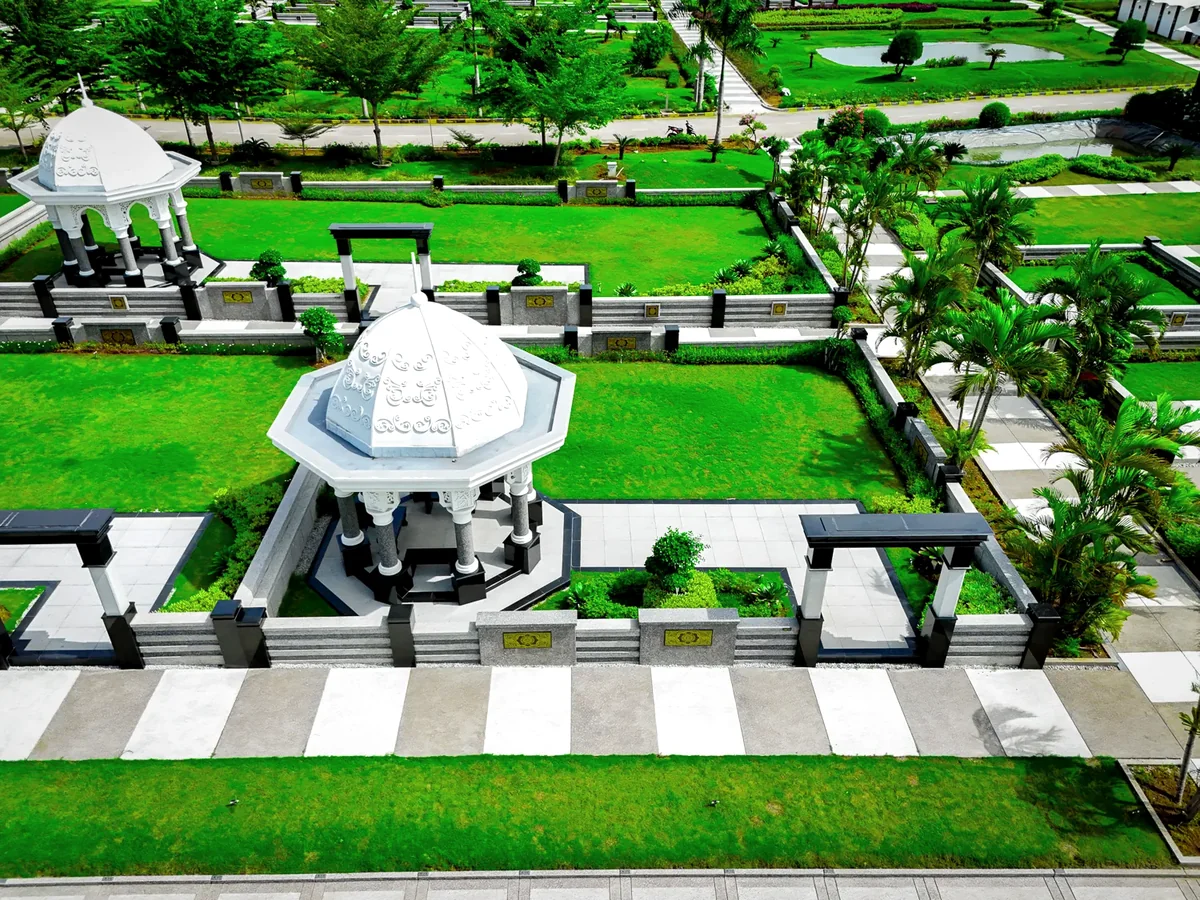 Tipe Royal Family A Al Azhar Memorial Garden