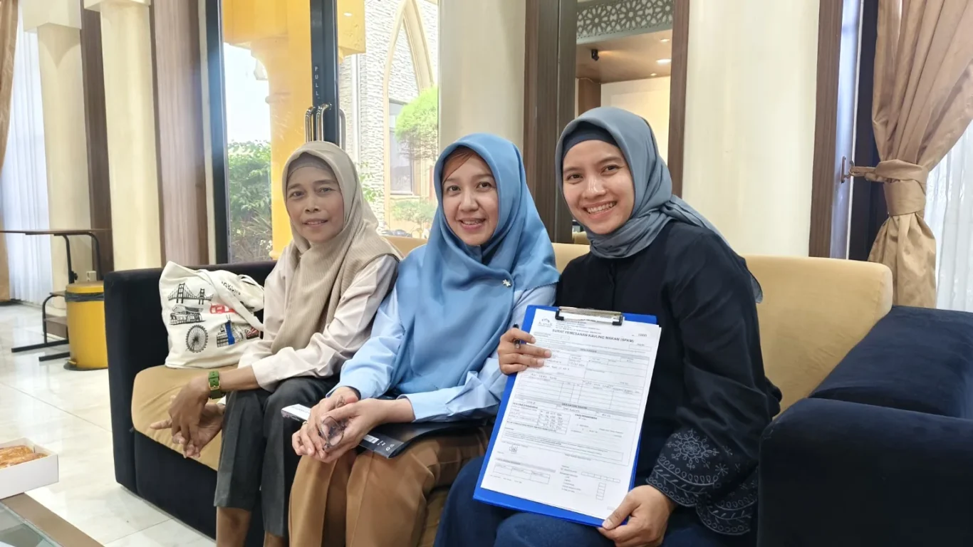 Konsumen melakukan pemesanan kavling makam Al Azhar Memorial Garden