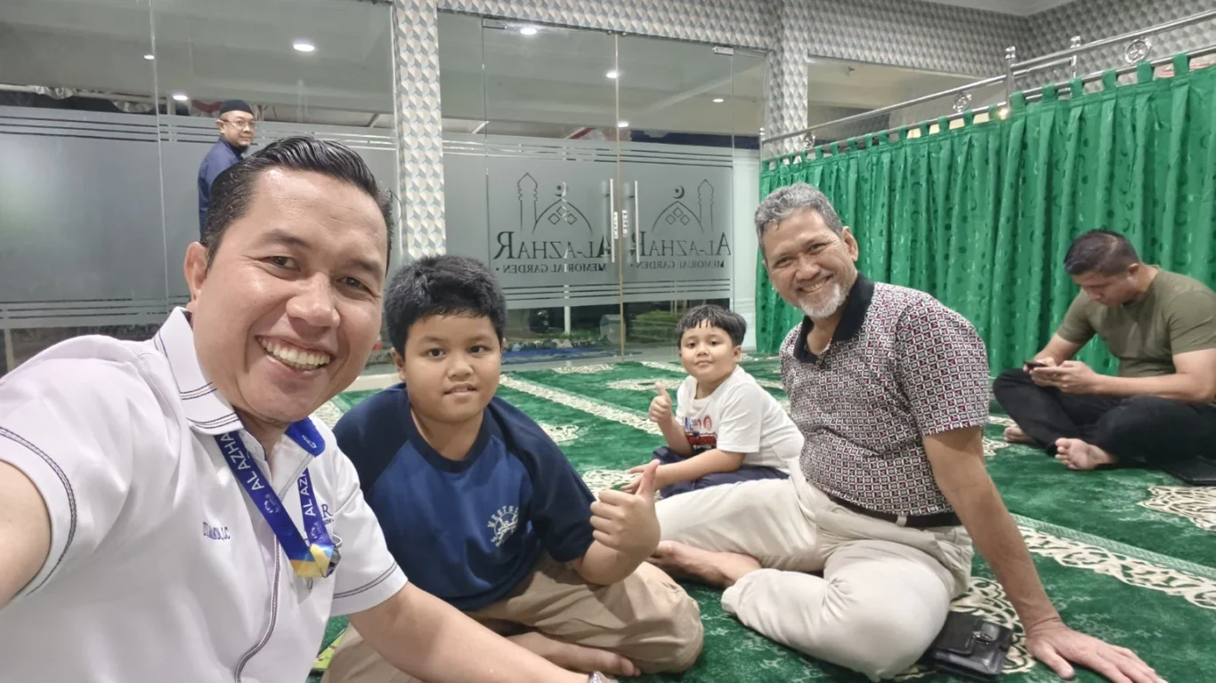 Musholla ber-AC yang nyaman di Al Azhar Memorial Garden