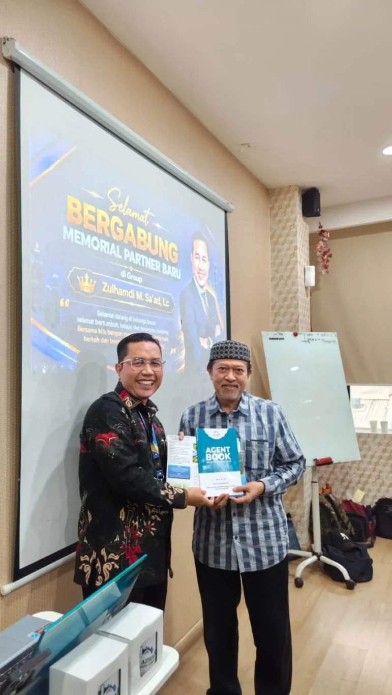 Memorial Partner menerima Agent Book sebagai alat bantu presentasi