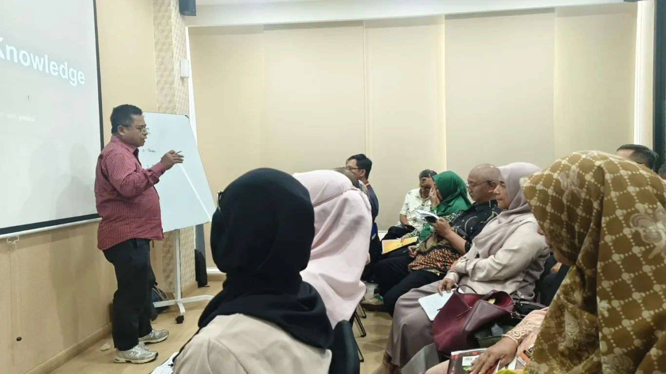Calon Memorial Director mengikuti pembinaan