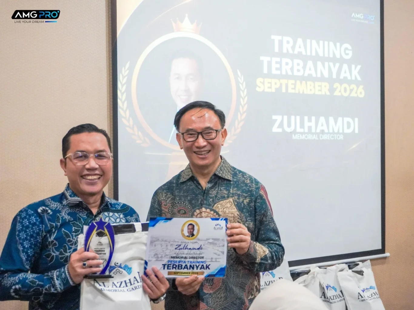 Penghargaan Training Terbanyak September 2026 Zulhamdi M. Sa’ad, Lc.